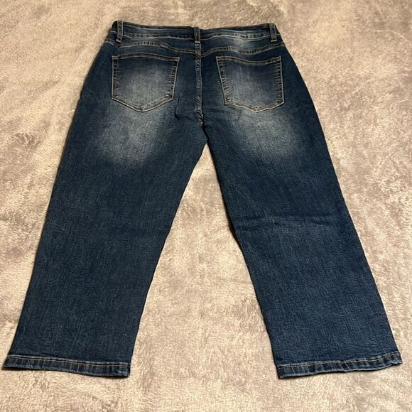 Jean Cropped Pant - Picture 2 of 7